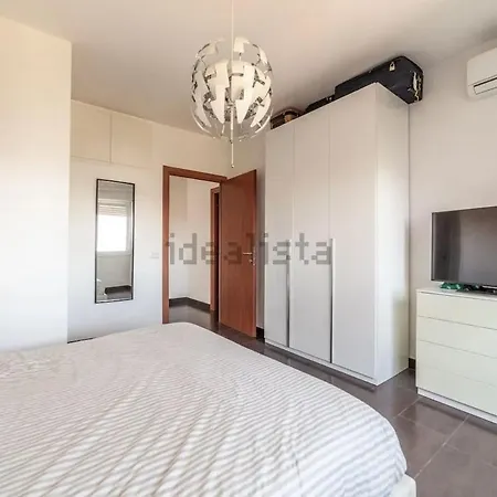 Bright Nest Near Trastevere! Daire *
